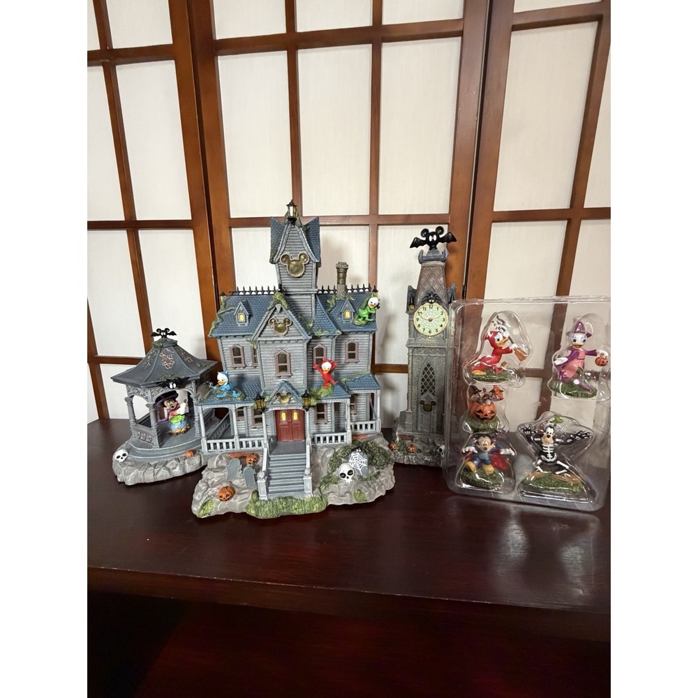 Disney Halloween Village Set Halloween 2026 Mickey Mouse Spooky Not Complete